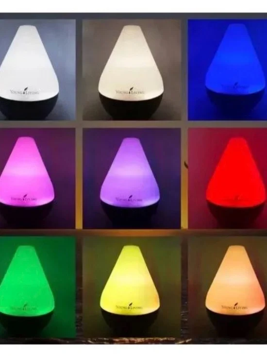 Essential Oil Ultrasonic Diffuser (new in box) - Picture 3 of 7